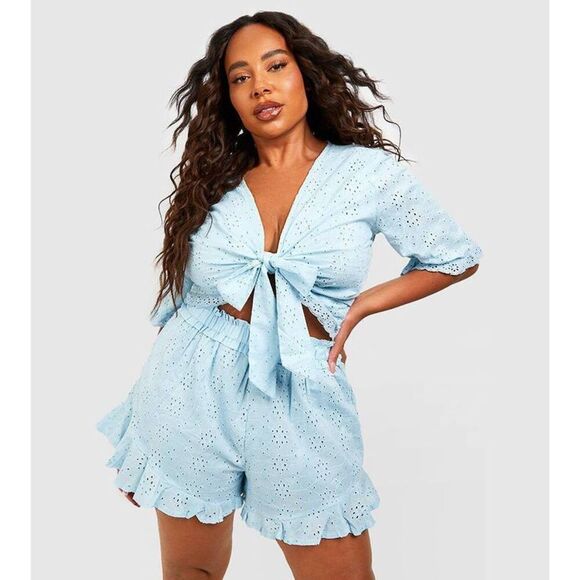 Boohoo Blue Broderie Tie Front Shorts Co-Ord Set - Picture 1 of 7